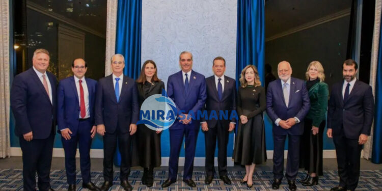 El Presidente Luis Abinader participa en reunión anual de la SIA en  California y sostuvo encuentros con los CEO líderes del sector de semiconductores.