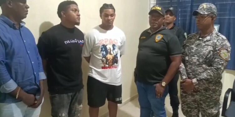 Son entregados supuestos presuntos de quitarle la vida a seguridad en el Distrito Municipal del Limón de Samaná.