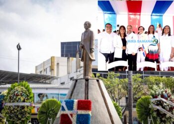 Gobernadora de Samaná participa en conmemoración del natalicio de Duarte en San Francisco de Macorís