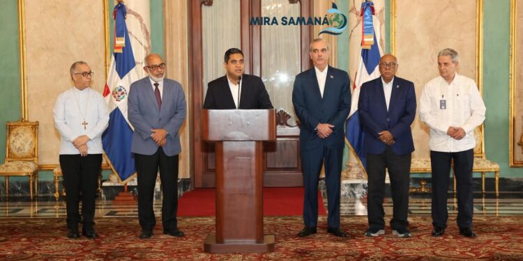 Abinader designa comisión de veeduría para supervisar obras deportivas con fondos recuperados