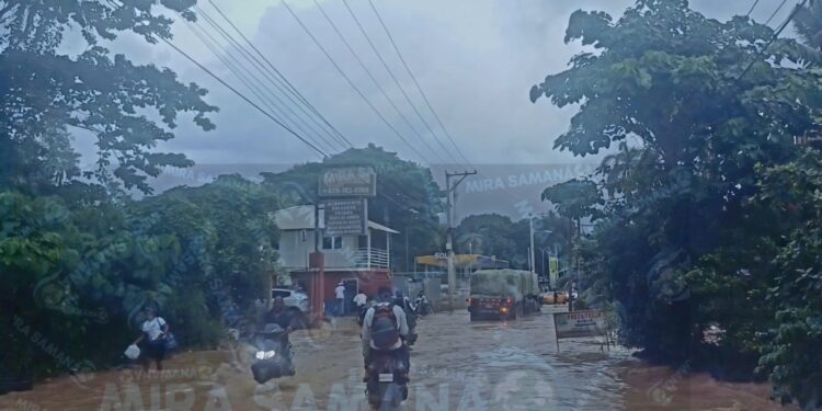 Persisten inundaciones en el Boulevard de Las Terrenas pese a intervenciones y acciones provisionales