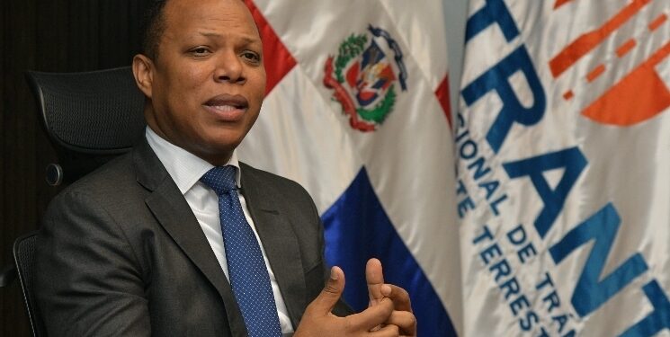 INTRANT exigirá licencia categoría 1 a usuarios de patinetas eléctricas con acelerador