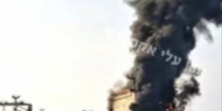 Crisis en Medio Oriente se intensifica con incidentes en el Estrecho de Ormuz y bases militares