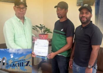 Remozan cementerio municipal de Sánchez y destacan impacto del Paseo de los Colores de Propeep