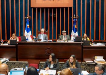 Senador de Samaná es designado para liderar reforma a la ley de partidos políticos