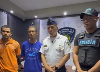 Se entregan dos acusados por muerte de mayor policial en Villa Juana