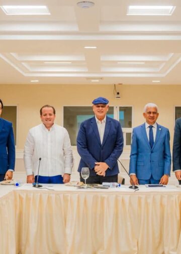 Senador de Samaná resalta trabajo de comisión que estudia reforma a Ley de Partidos