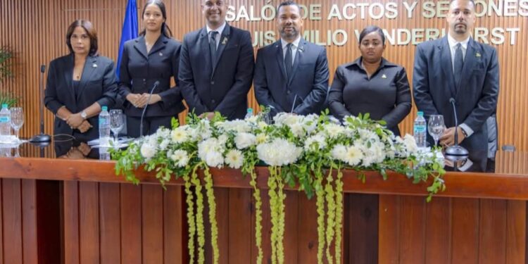 Las Terrenas presenta avances en infraestructura, seguridad y desarrollo en su rendición de cuentas