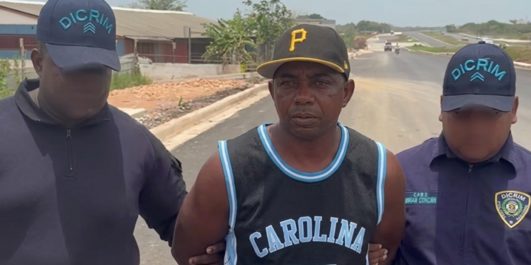 Policía captura presunto autor de feminicidio en La Toronja, Santo Domingo Este
