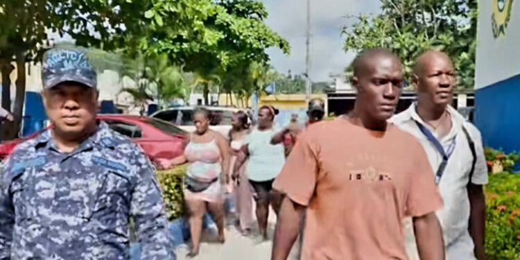 Se entrega voluntariamente hombre acusado de homicidio en La Chorrera,Samaná