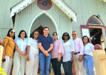 Samaná se llena de arte y cultura con jornada encabezada por Roberto Ángel Salcedo