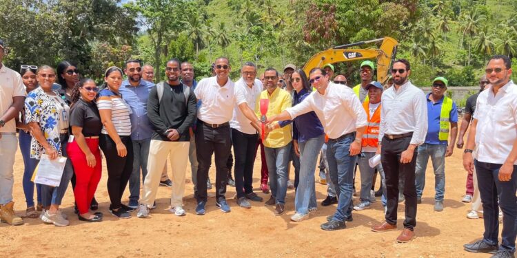 Dan primer picazo para nuevo cementerio municipal en Las Terrenas
