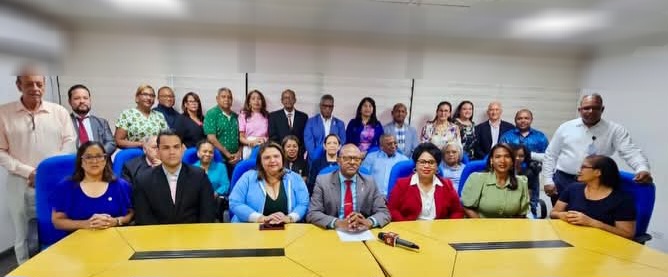 Médicos expresan preocupación por efectos del nuevo Código Penal en el sistema salud