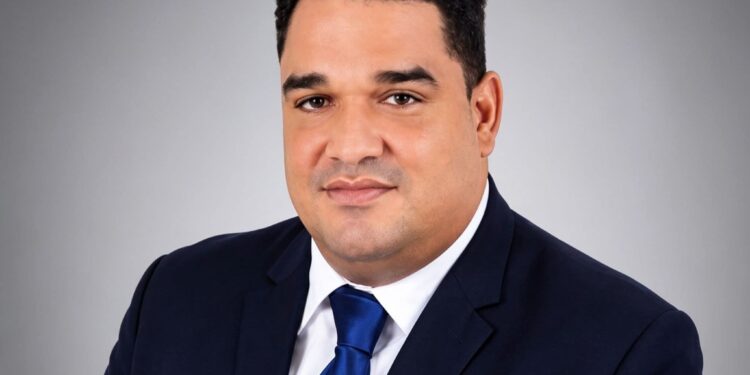 Presidente del Comité Organizador del Superior de Sánchez anuncia su salida y agradece respaldo recibido.