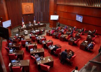 Senado aprueba reforma que transforma la Policía Nacional