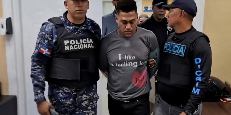 Se entrega presunto responsable de la muerte de joven hallada en la Circunvalación Norte de Santiago