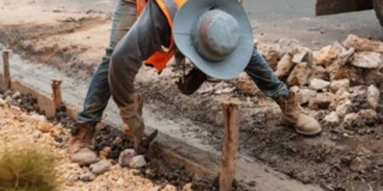 DGCP suspende licitación para construcción de aceras y contenes en Las Terrenas por presuntas irregularidades