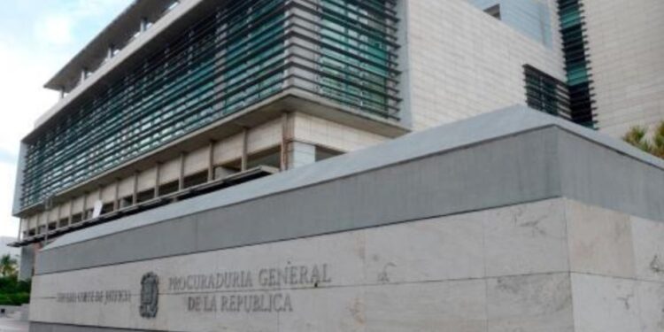 Ministerio Público allana villas en Las Terrenas por investigación de presunto lavado de activos