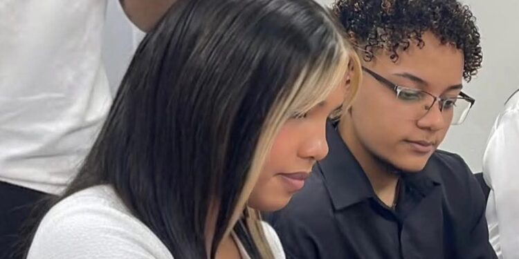 Pareja trans contrae matrimonio legalmente en República Dominicana
