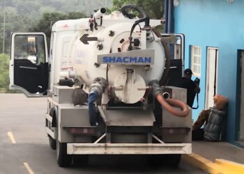 INAPA responde con rapidez ante situación sanitaria en María Luisa tras seguimiento del Distrito Educativo 14-04 de Samanà.