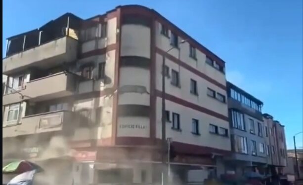 Terremoto de 7,4 sacude Colombia: edificios colapsan y deja más de 70 muertos