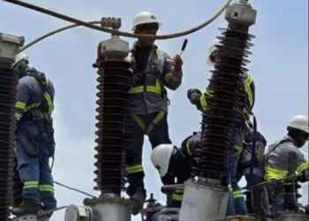 Sánchez y zonas aledañas permanecerán sin energía eléctrica hasta las 5:00 de la tarde