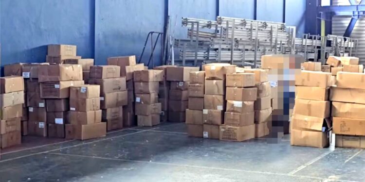 Distrito Educativo 14-07 de Samaná recibe 13,989 kits escolares para estudiantes
