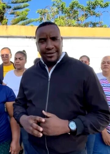 Protestan de Padres paraliza labores en escuela de Los Naranjitos, Las Terrenas