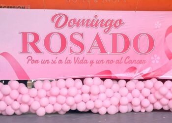 Las Terrenas cierra jornada artesanal con un mensaje de esperanza y solidaridad contra el cáncer