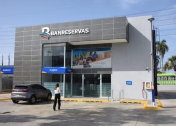 Diputada Carmen Lidia Williams logra aprobación de resolución para instalar oficina de Banreservas en Arroyo Barril