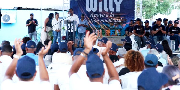 Lanzan Movimiento Amigos de Willy en apoyo a la gestión municipal de Eduardo Esteban en Las Terrenas